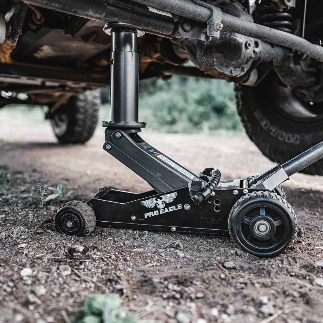 1.5 Ton Big Wheel Off Road Jack - "Talon" - Image 4