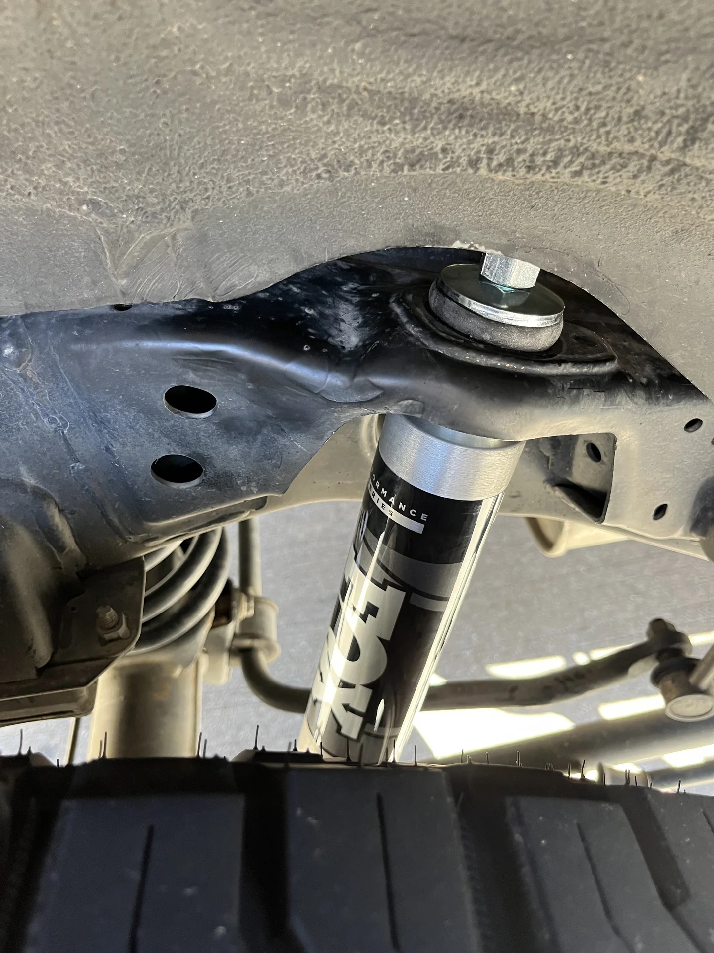 2.0 Performance Series Rear Shock / 2-3" Lift (Single) - Image 3