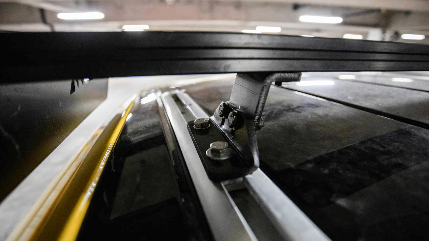 Adjustable Track Mounting Feet - Image 3