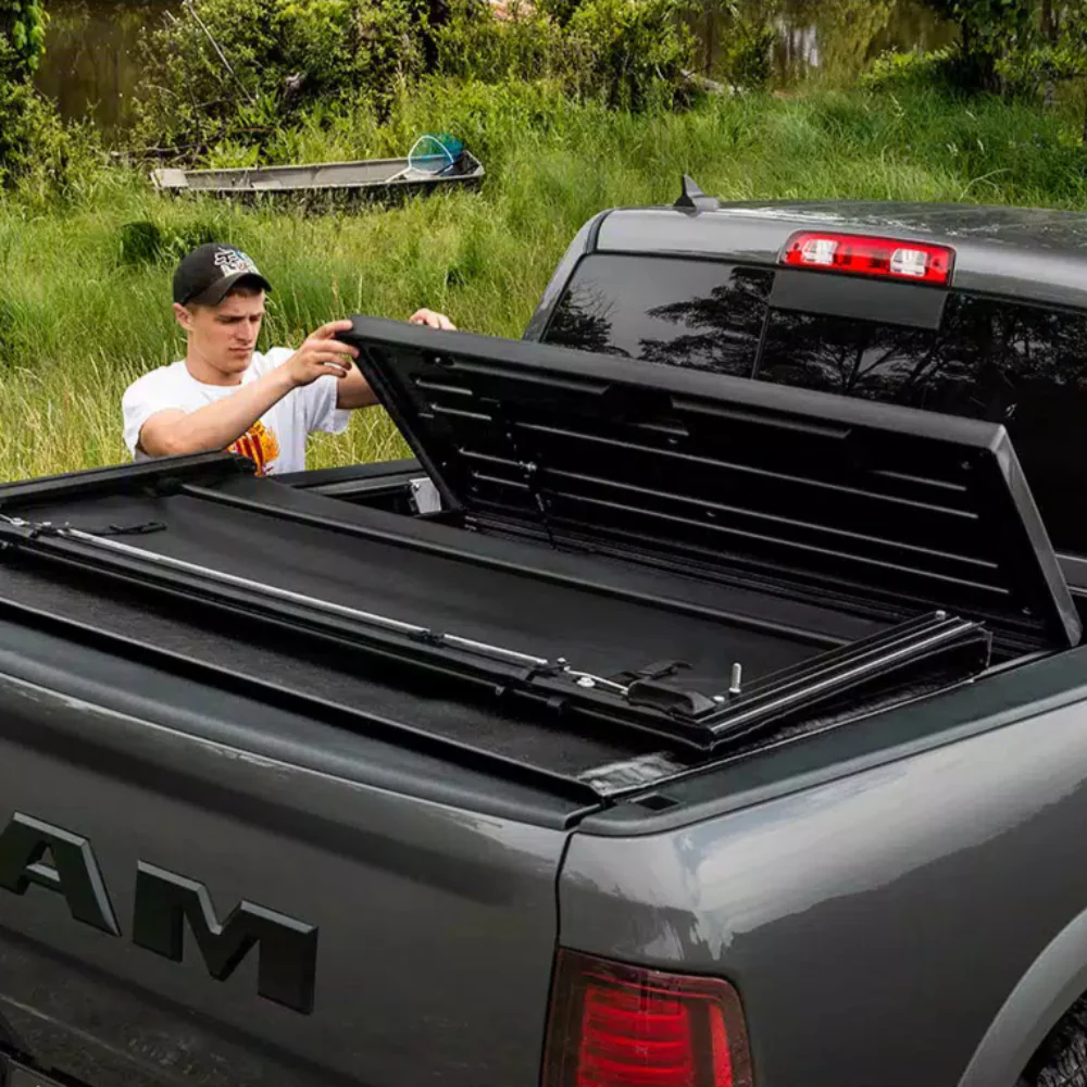 Deuce Soft Folding Tonneau Cover Tacoma (2016-2023) - Image 11