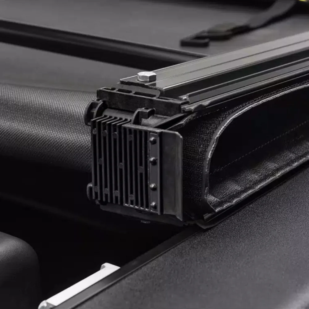 Deuce Soft Folding Tonneau Cover Tacoma (2016-2023) - Image 17