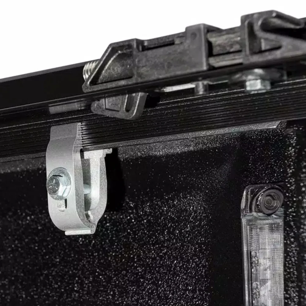 Deuce Soft Folding Tonneau Cover Tacoma (2016-2023) - Image 18