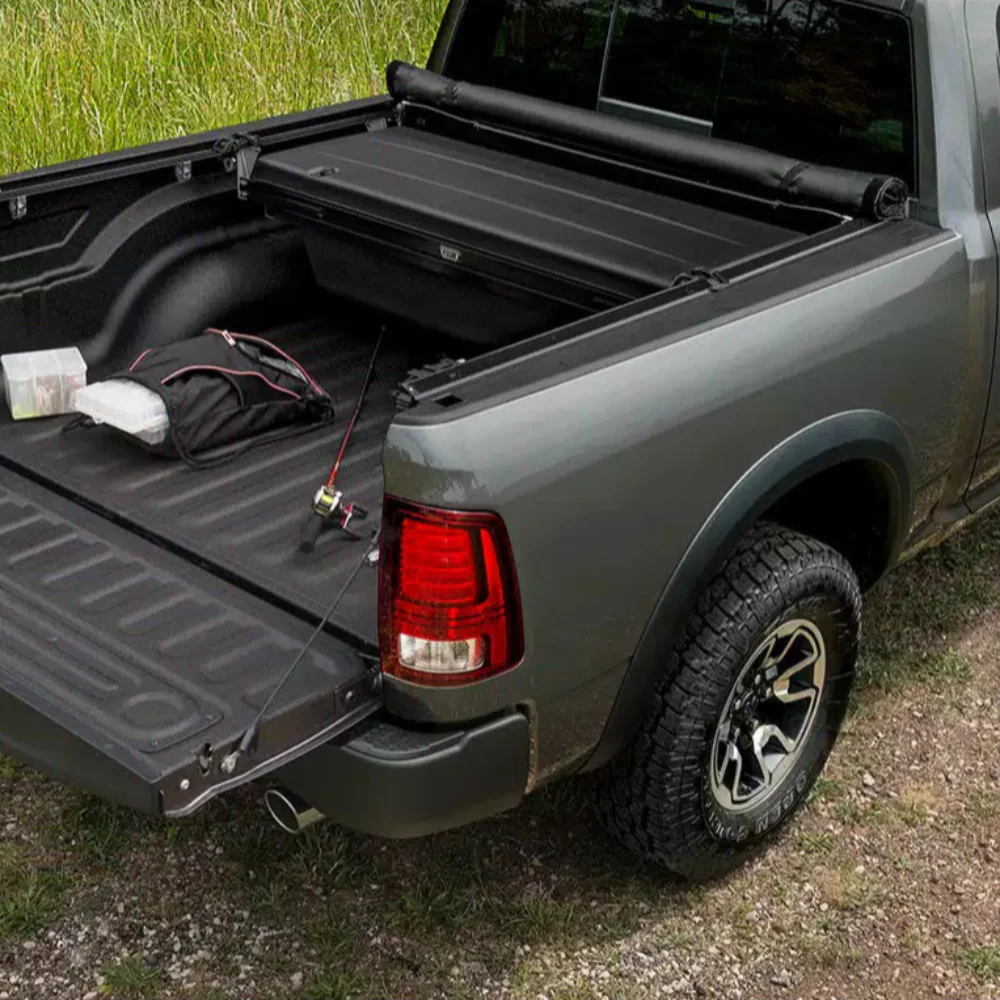 Deuce Soft Folding Tonneau Cover Tacoma (2016-2023) - Image 2
