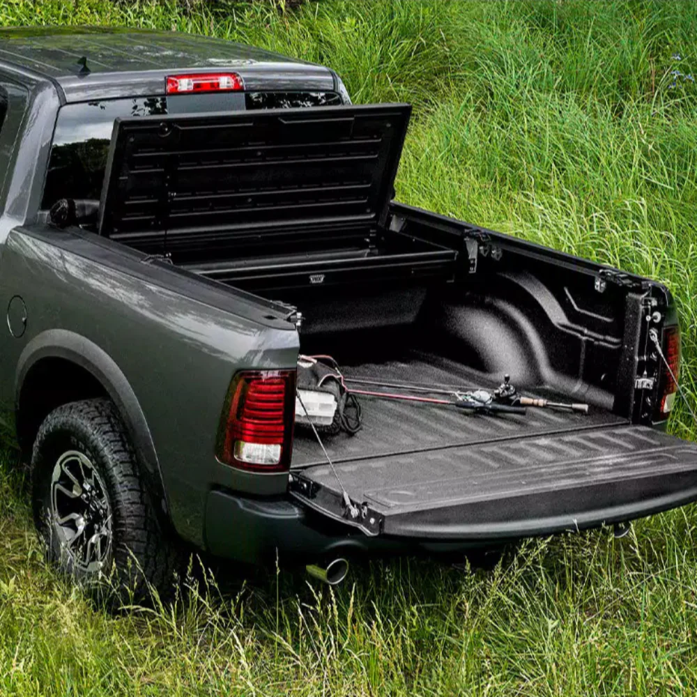 Deuce Soft Folding Tonneau Cover Tacoma (2016-2023) - Image 3