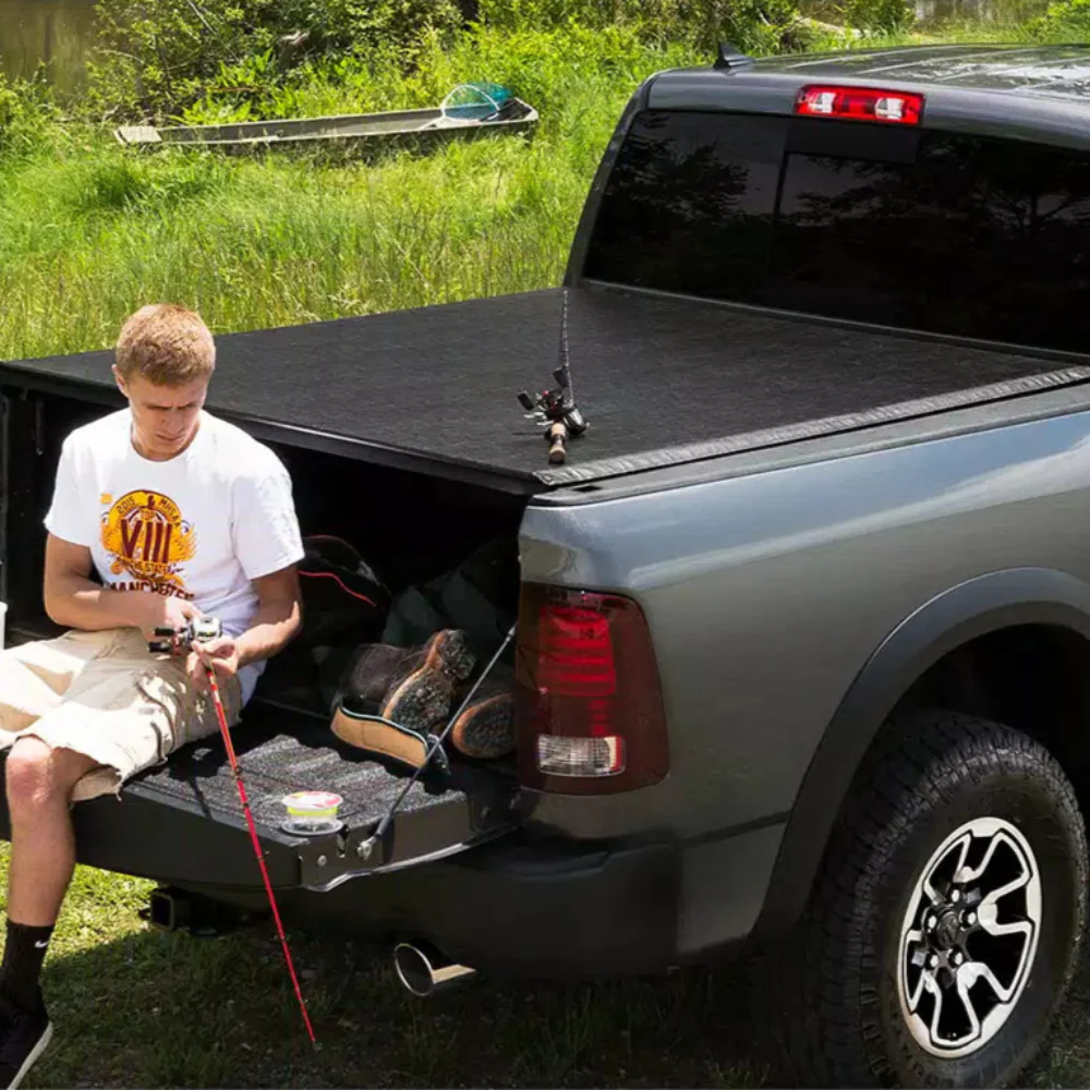 Deuce Soft Folding Tonneau Cover Tundra (2022+) - Image 12