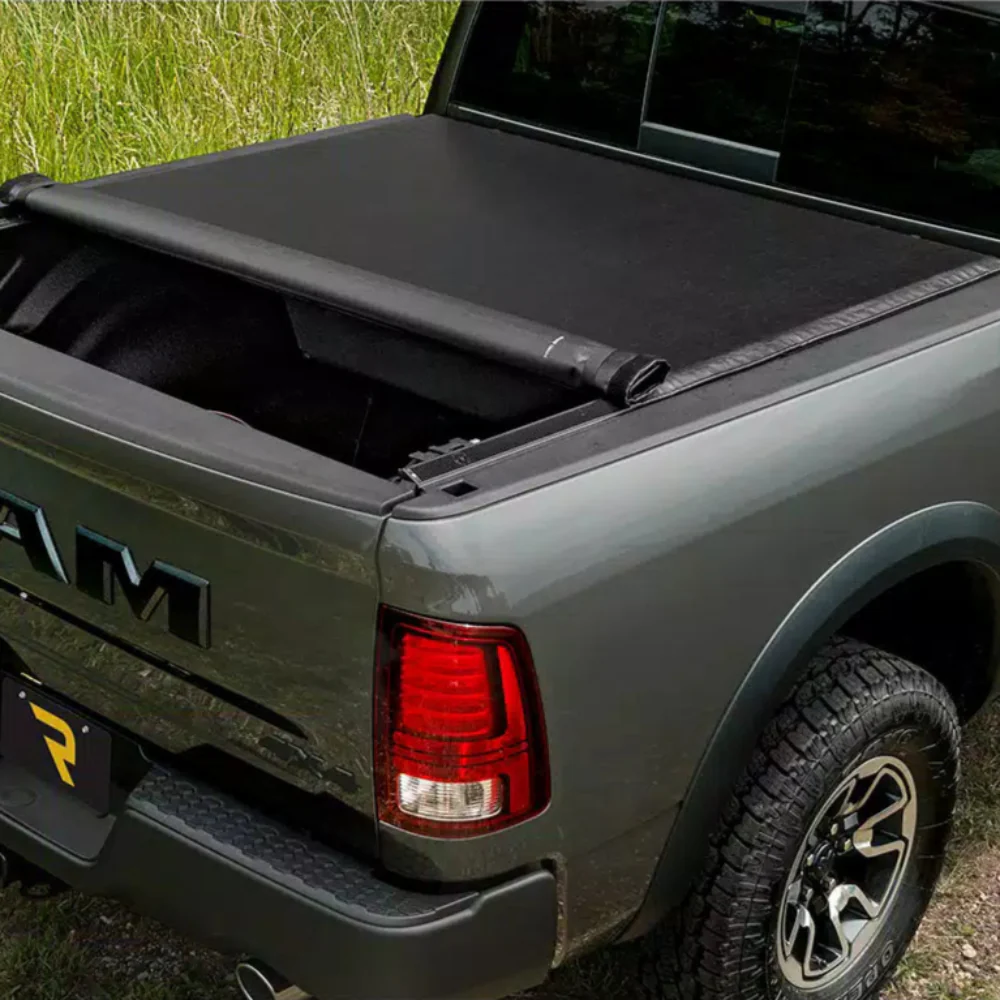 Deuce Soft Folding Tonneau Cover Tundra (2022+) - Image 14