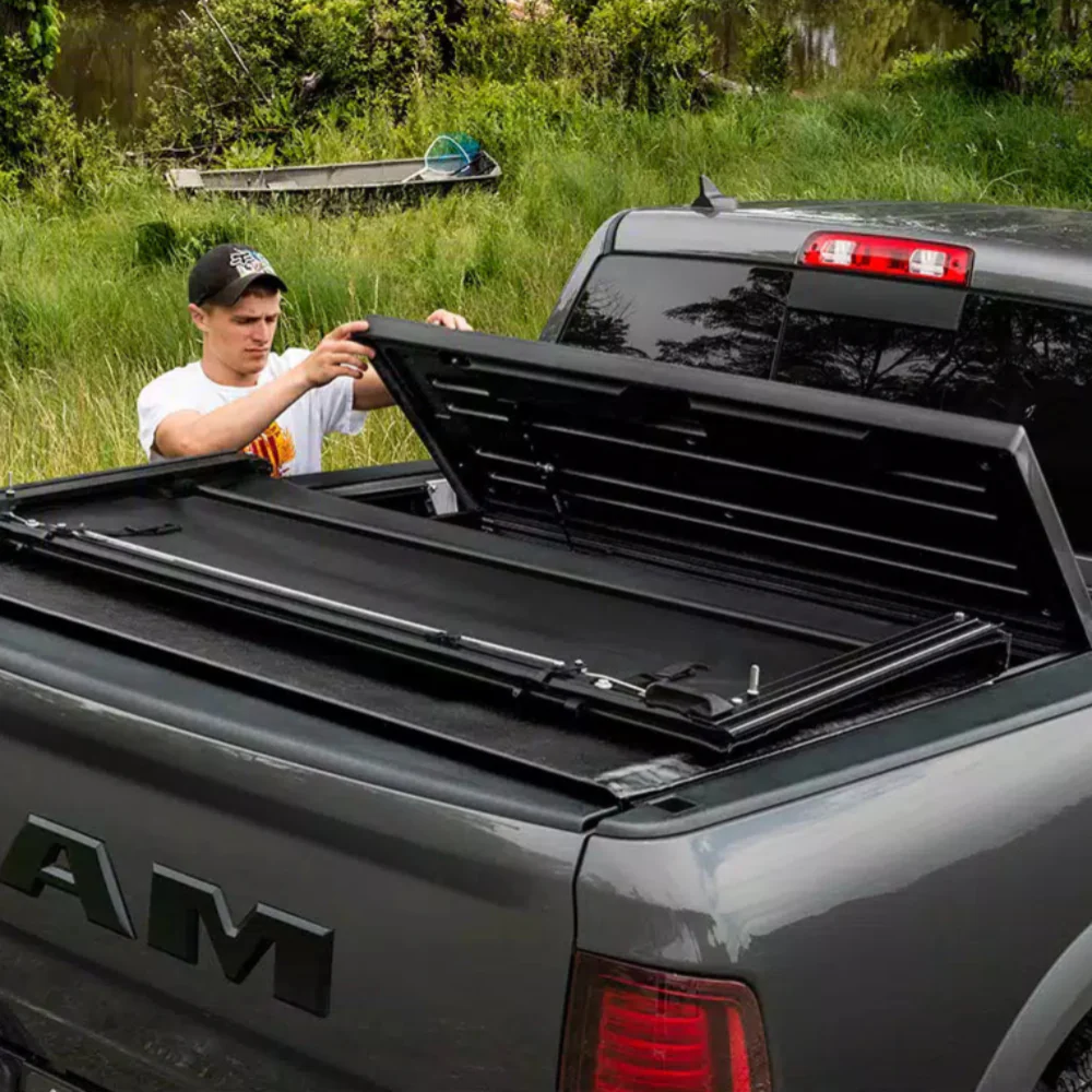 Deuce Soft Folding Tonneau Cover Tundra (2022+) - Image 19