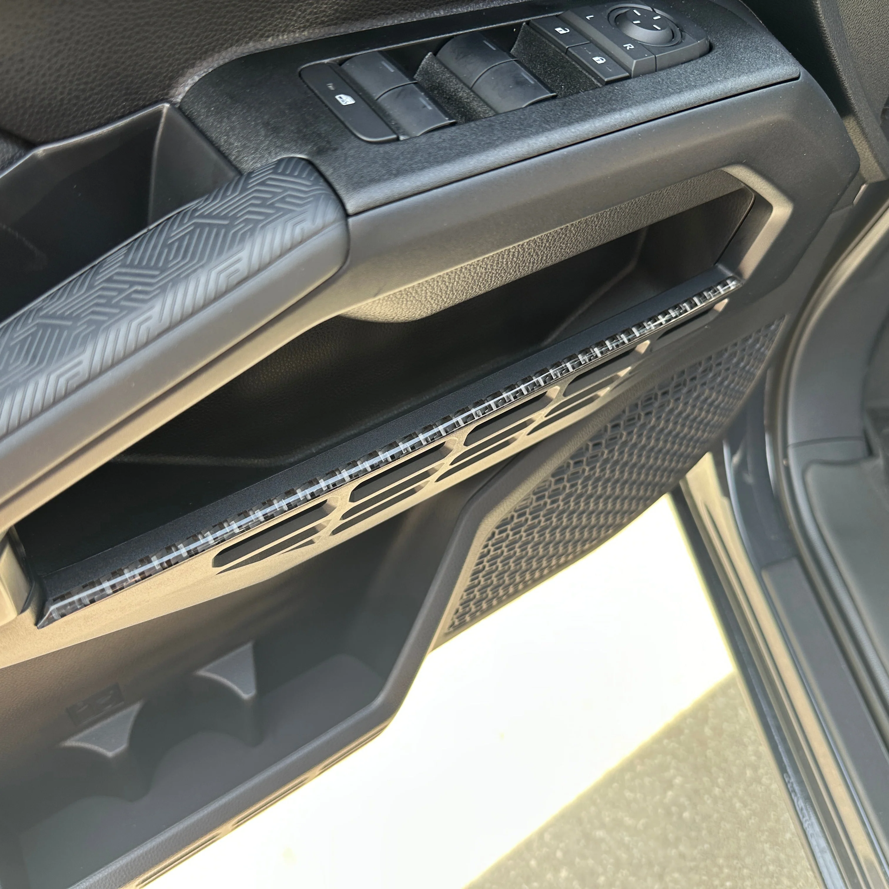 Door Storage Line Accent Trim 4Runner (2025+) - Image 2