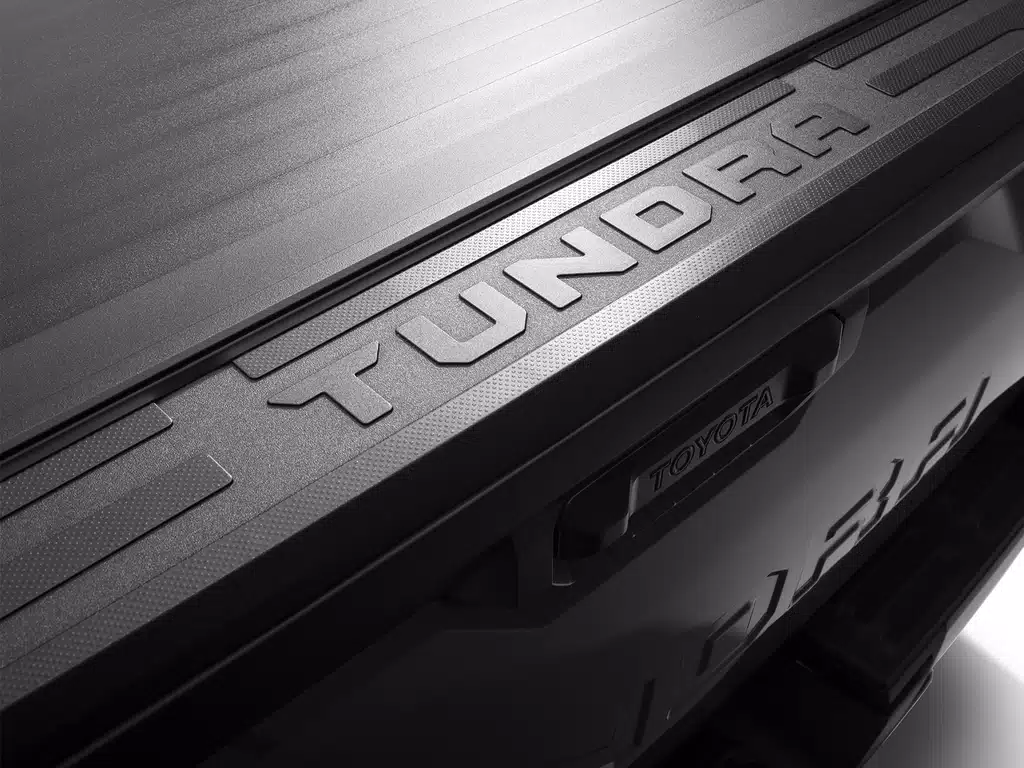 E-Series XT Tonneau Cover Tacoma (2016-2023) - Image 9