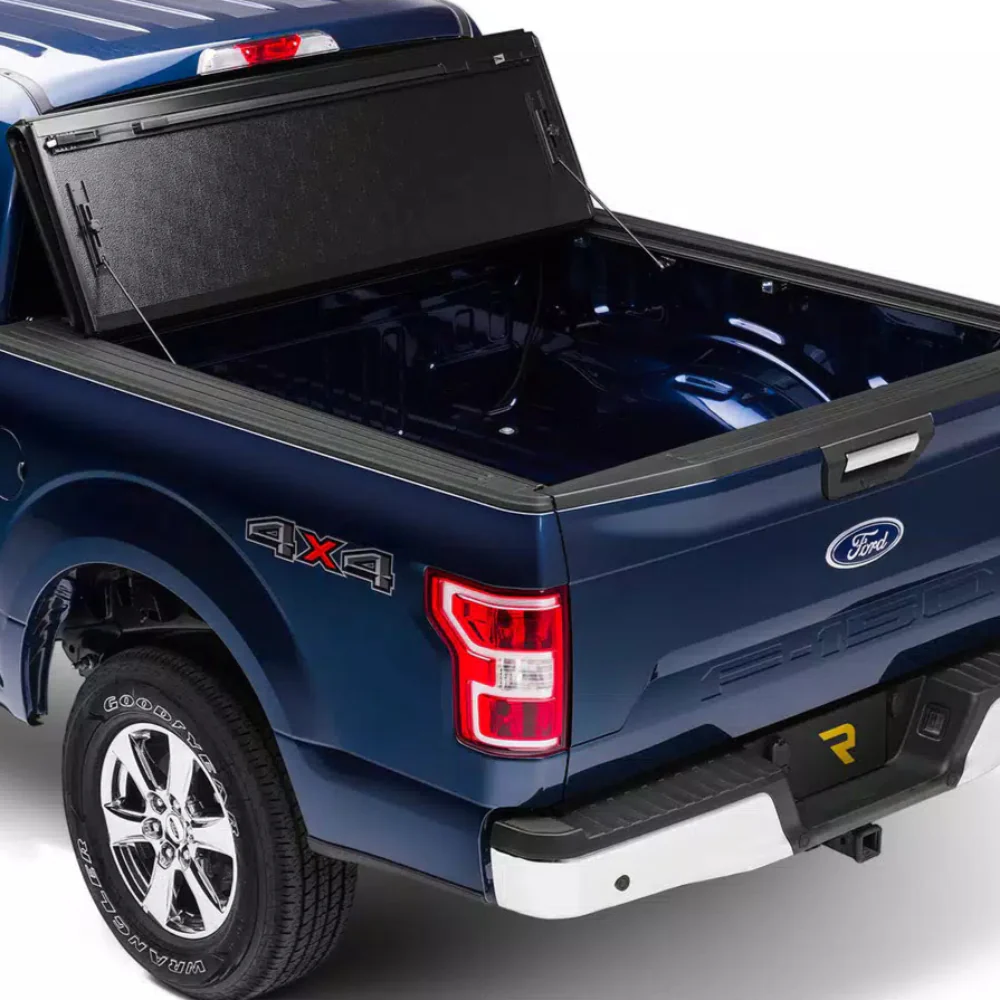 Fibermax Hard Folding Tonneau Cover Tacoma (2016-2023) - Image 2