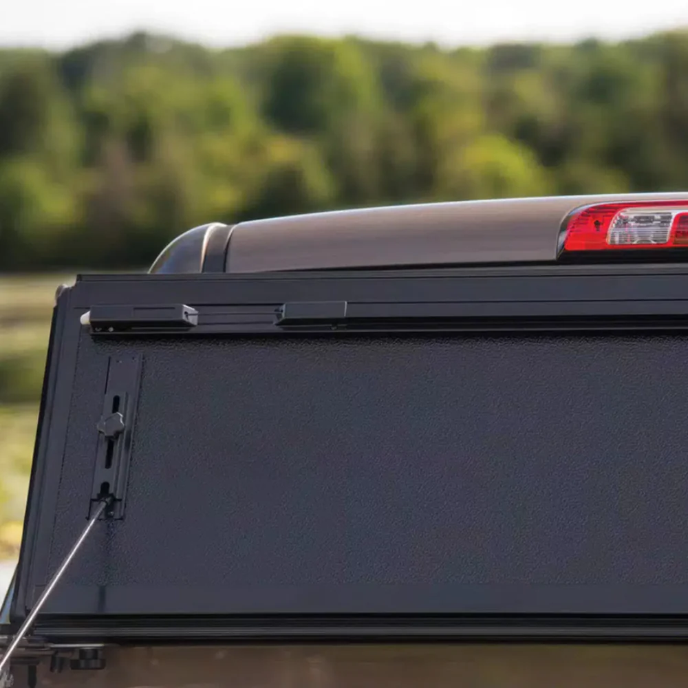 Fibermax Hard Folding Tonneau Cover Tacoma (2016-2023) - Image 5