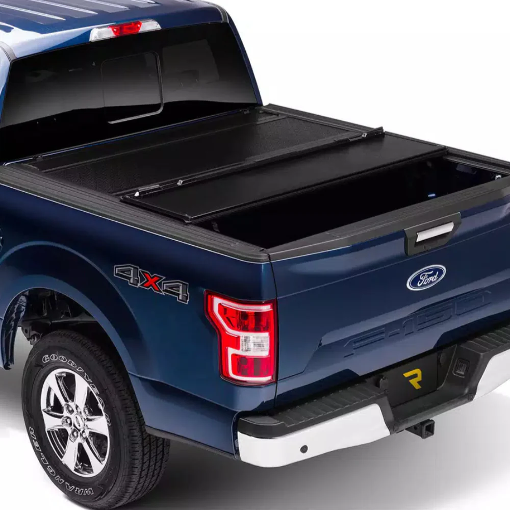Fibermax Hard Folding Tonneau Cover Tacoma (2024+) - Image 2