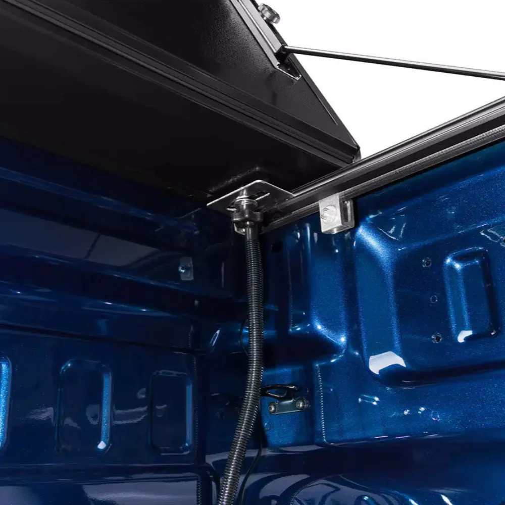 Fibermax Hard Folding Tonneau Cover Tacoma (2024+) - Image 8