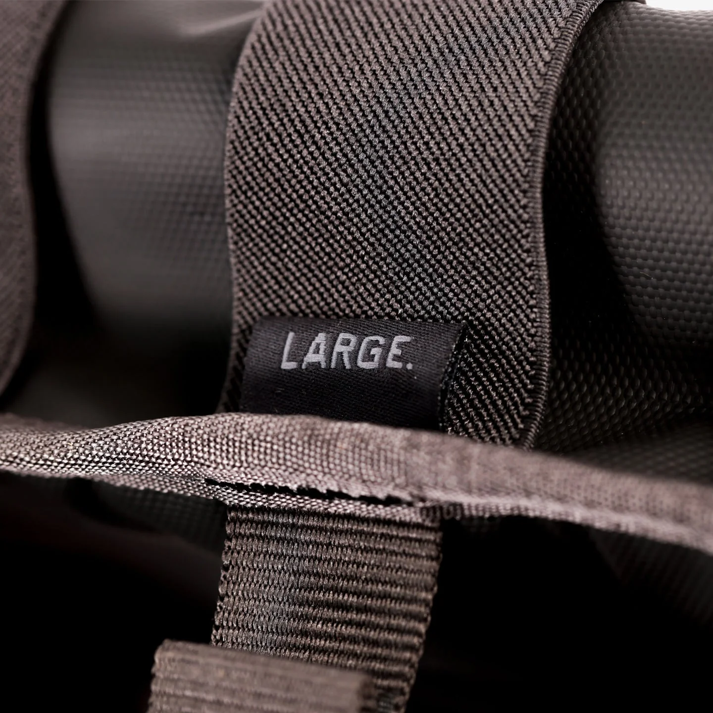 Headrest - Image 16