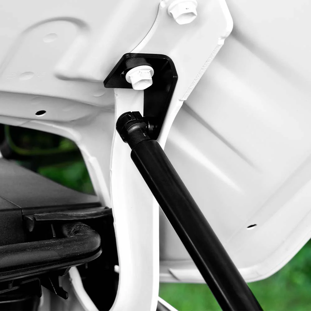 Hood Struts Land Cruiser (2024+) - Image 2
