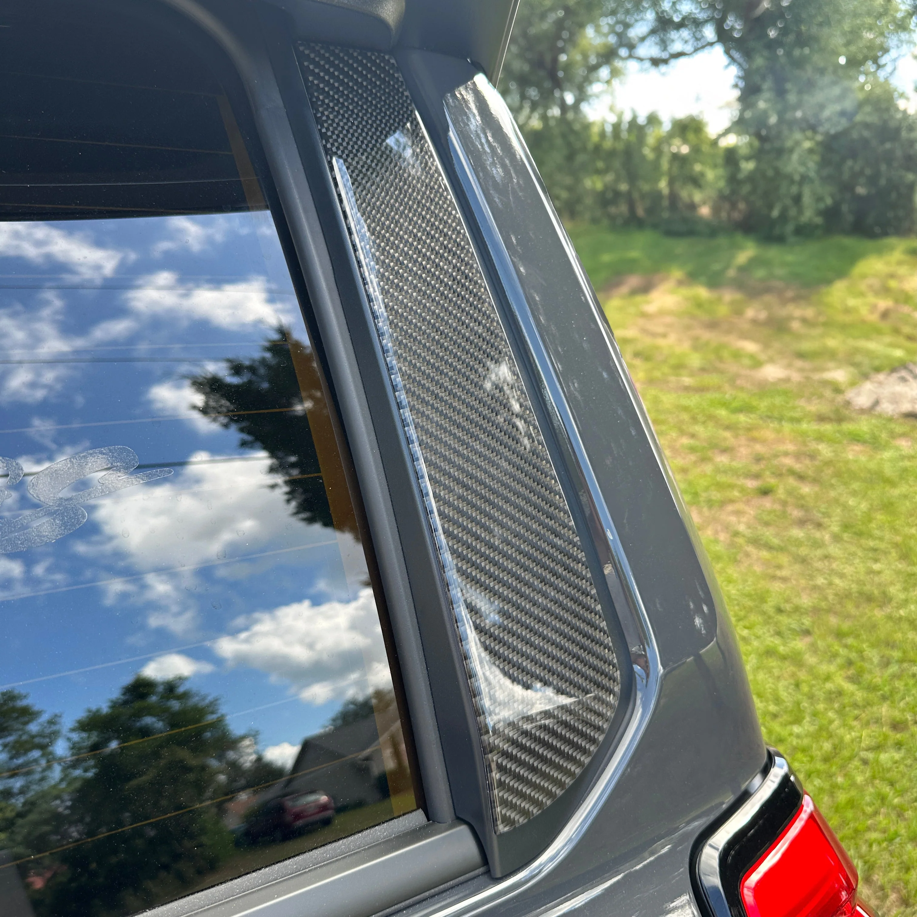 Liftgate Side Pillar Overlays 4Runner (2025+) - Image 2