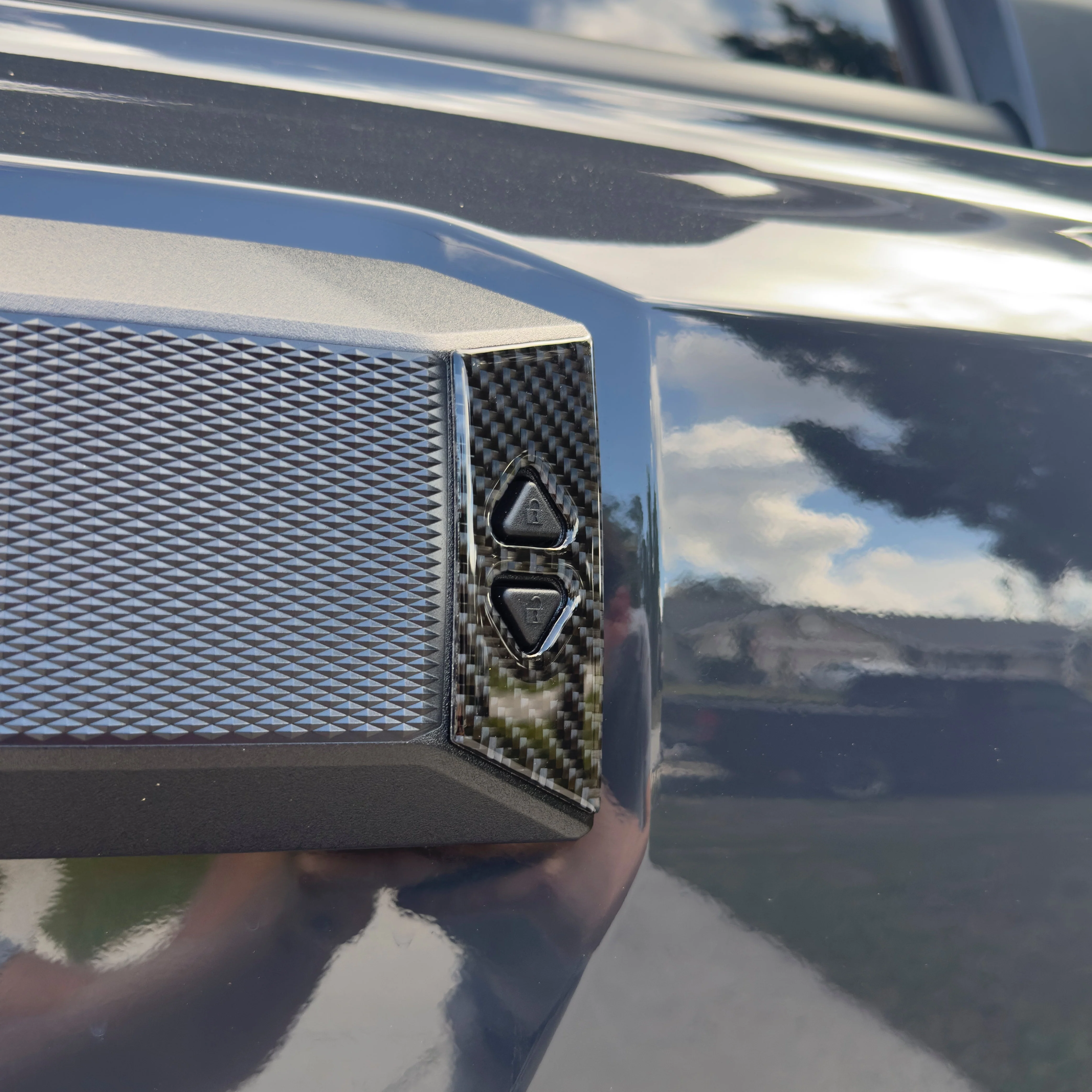 Liftgate Window Button Accent Trim 4Runner (2025+) - Image 2