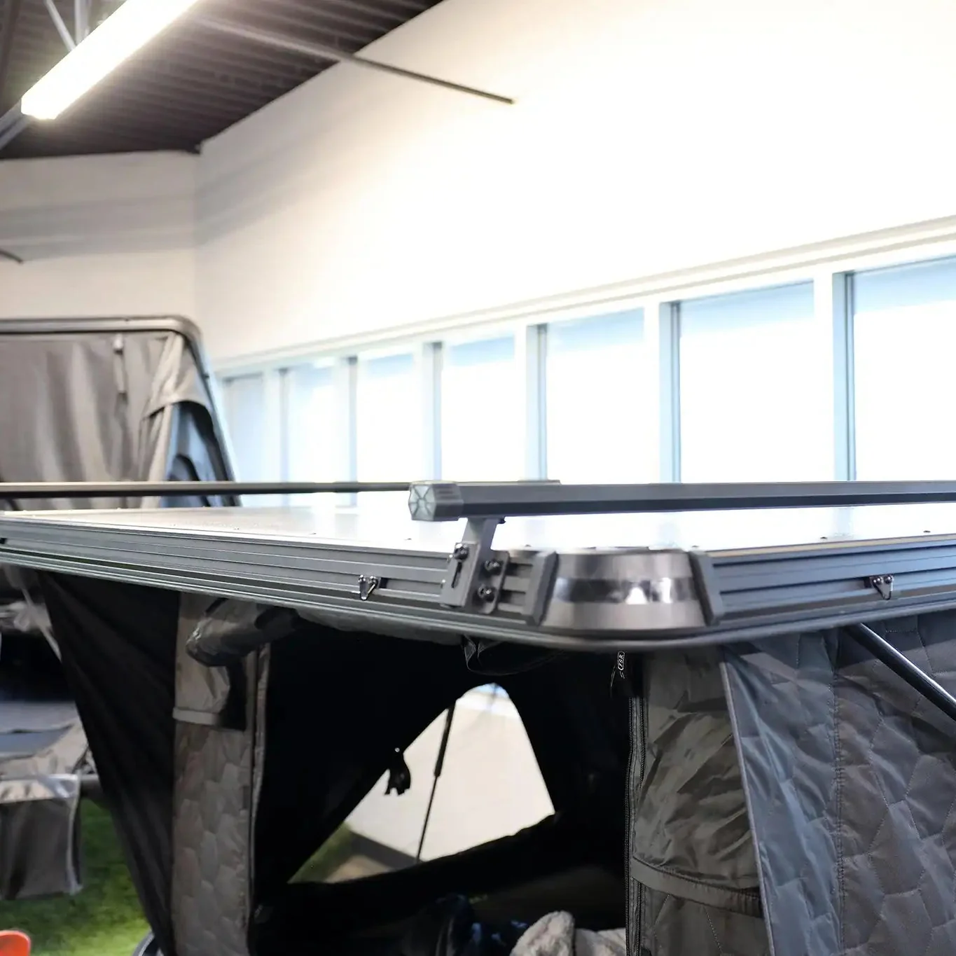 Lightweight Hard Shell - Crossbar Kits - Image 3