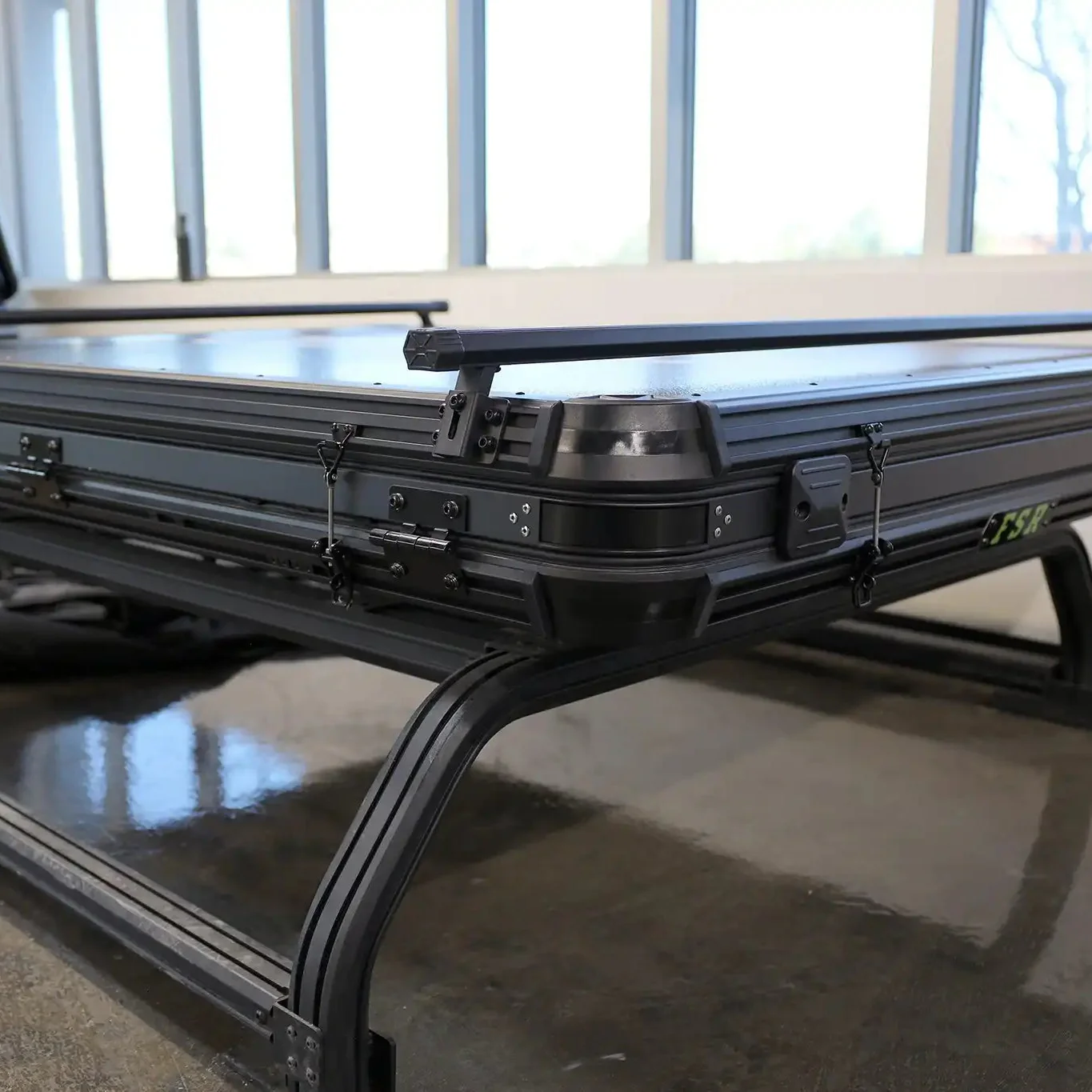 Lightweight Hard Shell - Crossbar Kits - Image 4