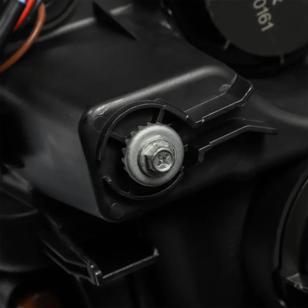 LUXX-Series LED Crystal Headlights Tacoma (2016-2023) - Image 10