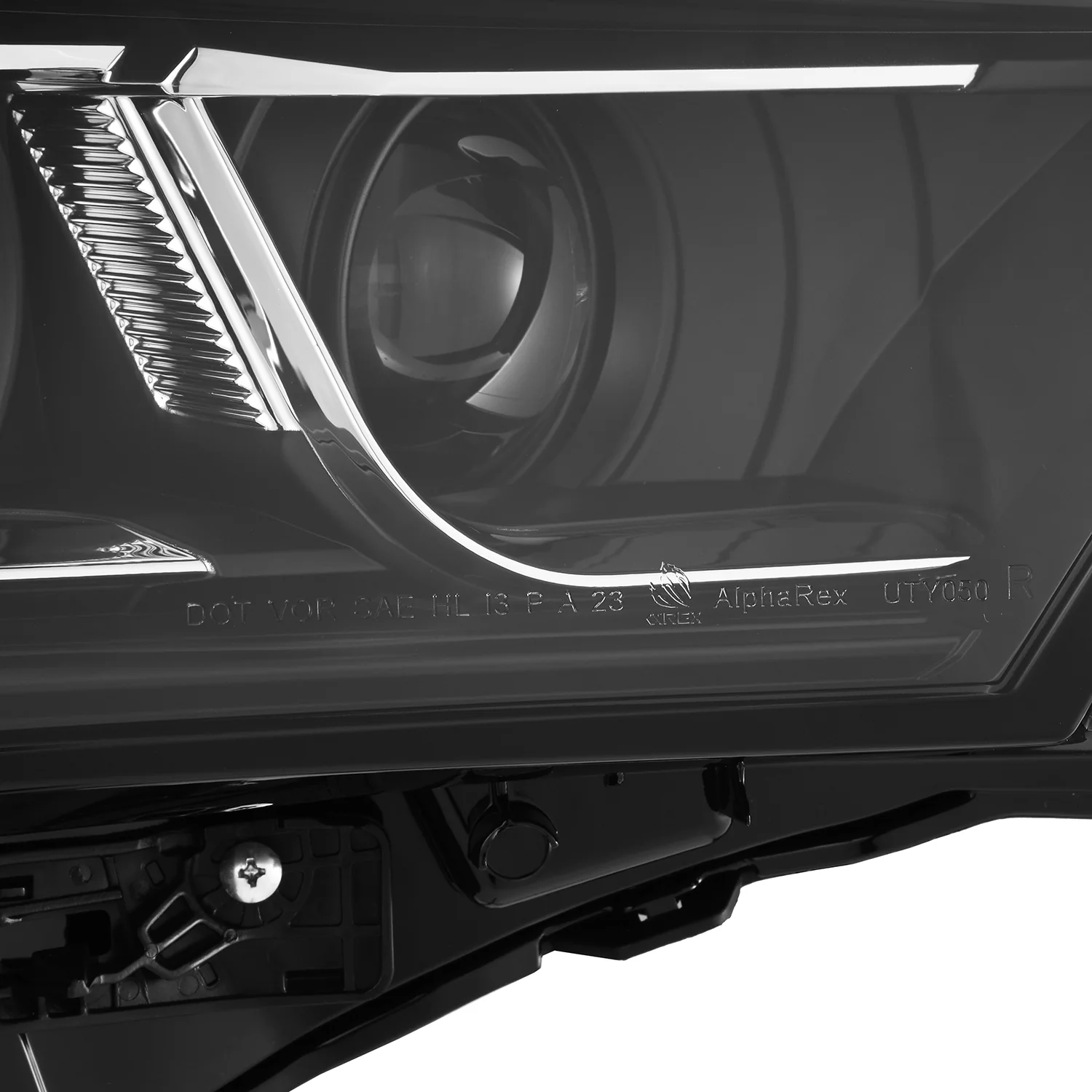 LUXX Series LED Projector Headlights Black Sequoia (2023+) - Image 6