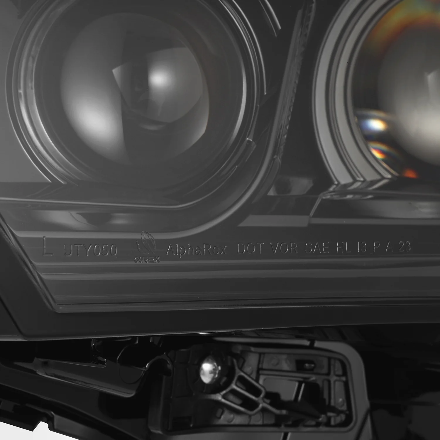 LUXX Series LED Projector Headlights Alpha Black Tundra (2022+) - Image 7