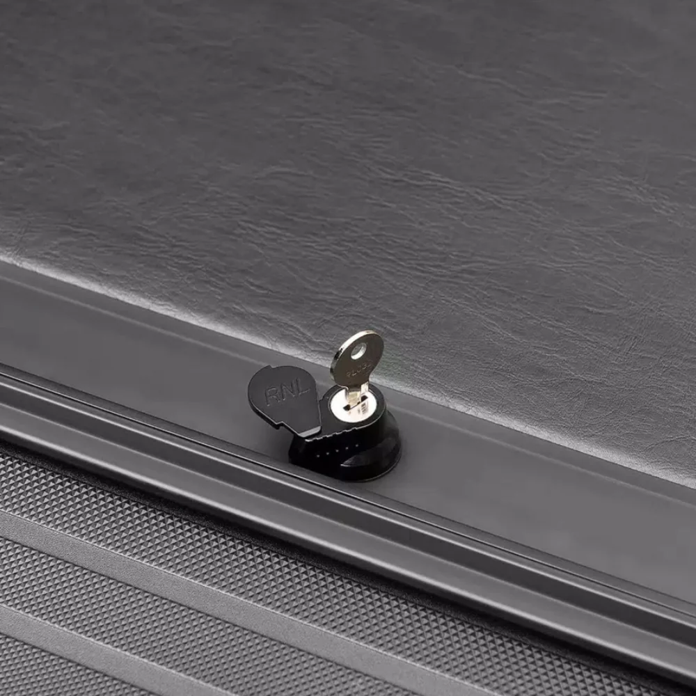 M-Series XT Tonneau Cover Tacoma (2024+) - Image 5