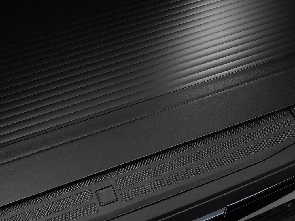 ONE XR Tonneau Cover Tacoma (2016-2023) - Image 9