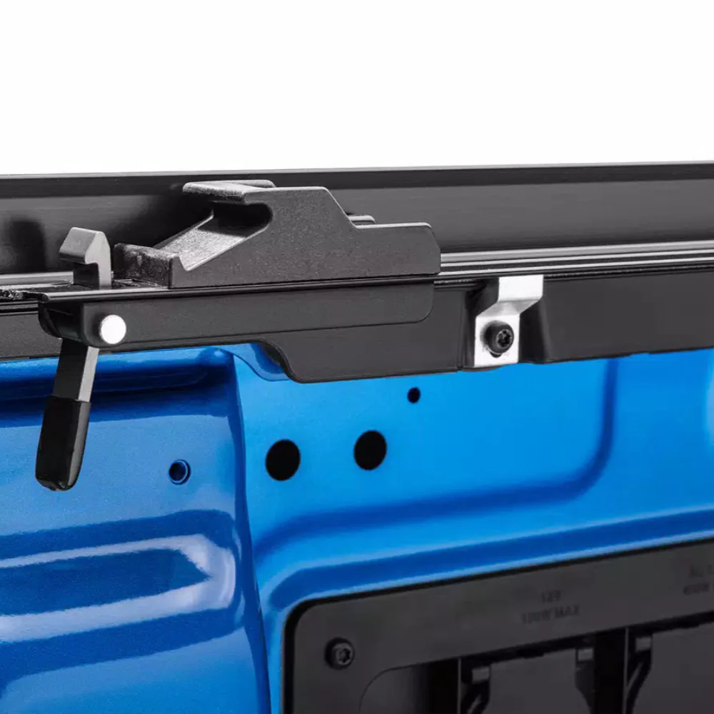 Pro X15 Soft Roll Up Tonneau Cover Tacoma (2024+) - Image 7