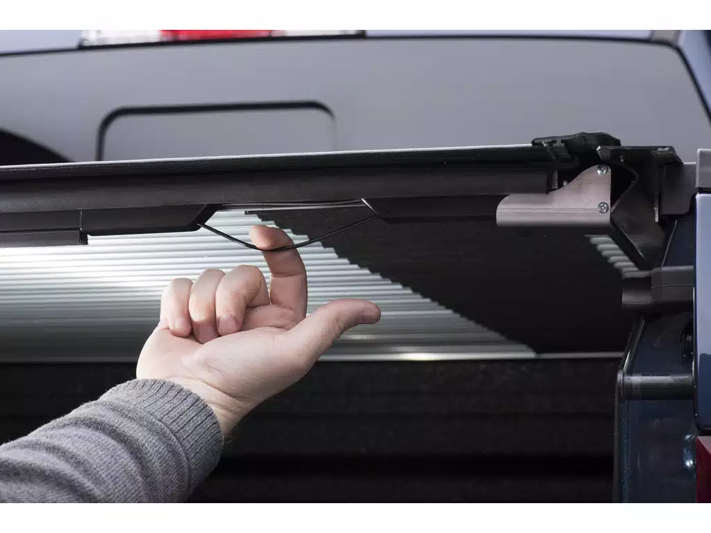 Revolver X2 Tonneau Cover Tundra (2022+) - Image 4
