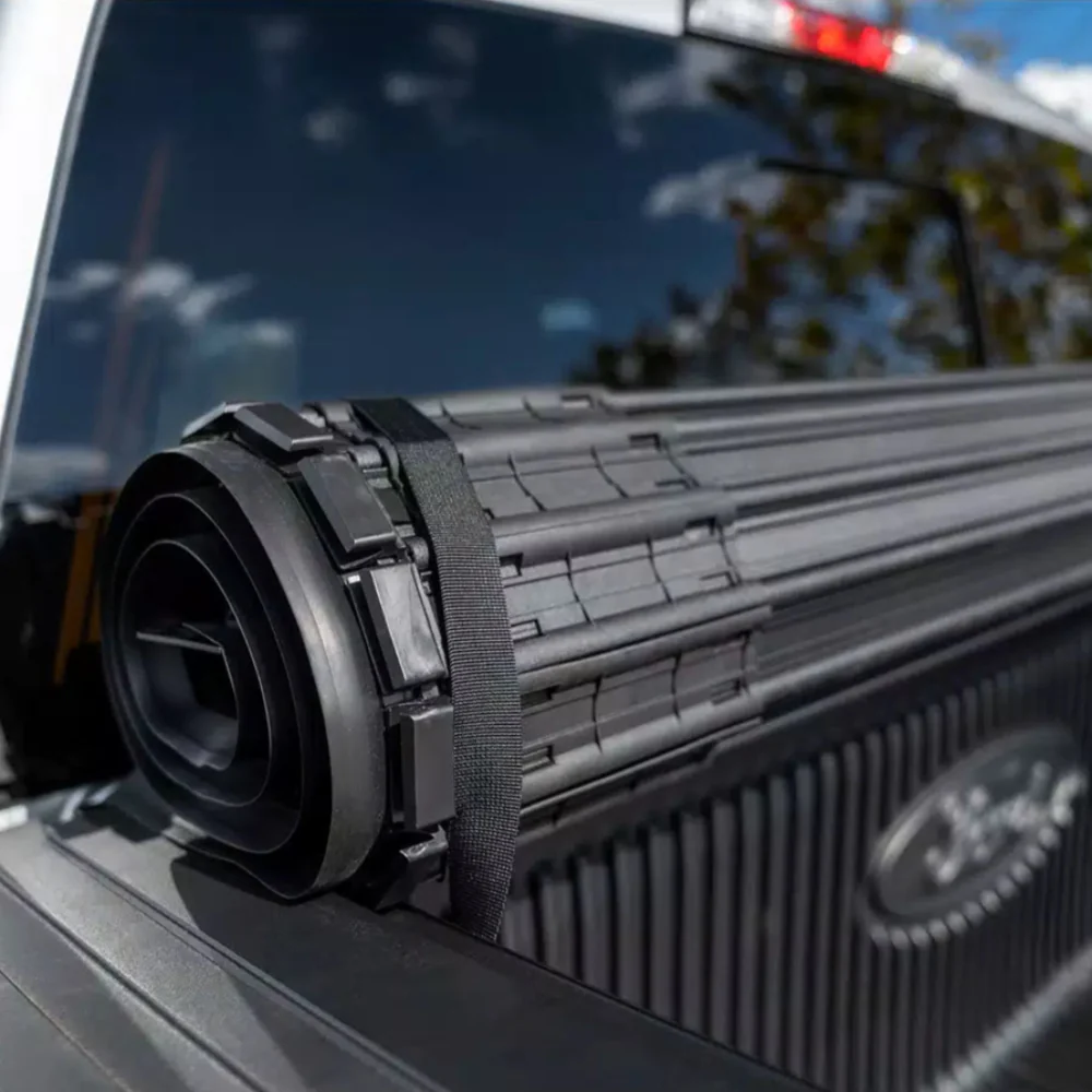 Revolver X4S Hard Roll Up Tonneau Cover Tacoma (2024+) - Image 5