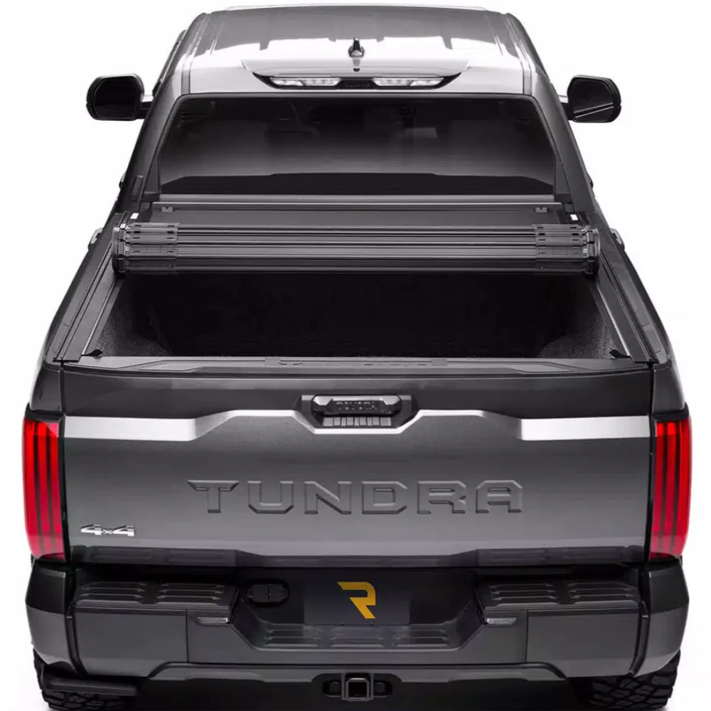 Revolver X4TS Hard Roll Up Tonneau Cover Tacoma (2016-2023) - Image 3