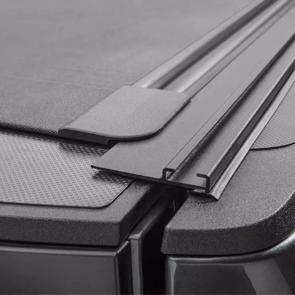 Revolver X4TS Hard Roll Up Tonneau Cover Tacoma (2016-2023) - Image 7