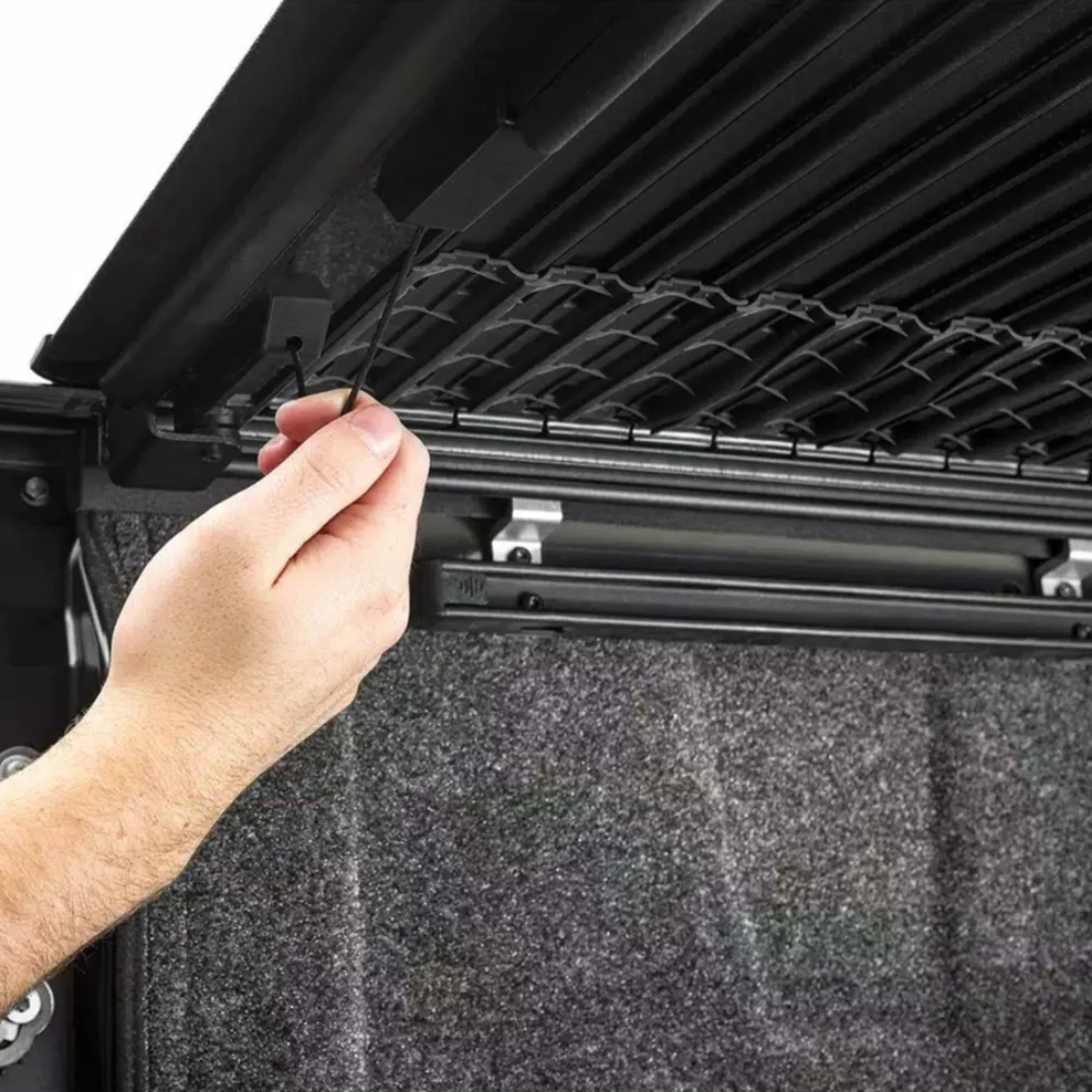 Revolver X4TS Hard Roll Up Tonneau Cover Tacoma (2016-2023) - Image 9