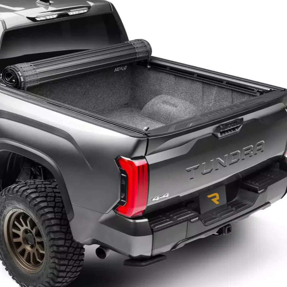 Revolver X4TS Hard Roll Up Tonneau Cover Tacoma (2024+) - Image 15