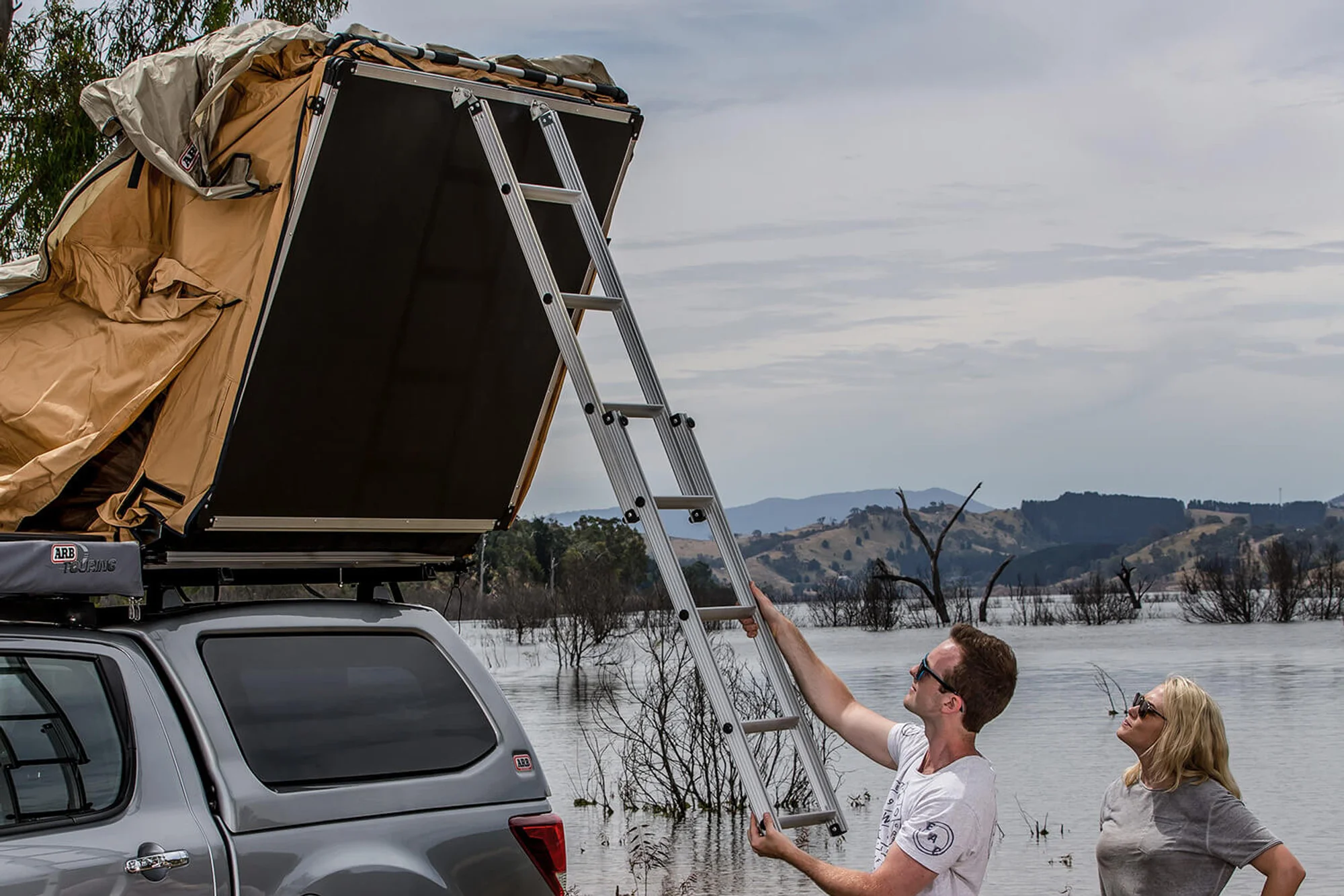 Simpson III Rooftop Tent with Annex - Image 2