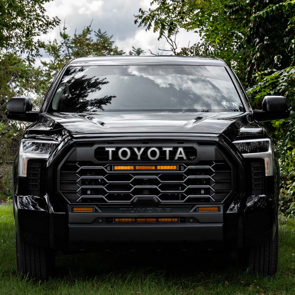 SS18 TRD Pro Grille Lightbar Kit Tundra (2022+) - Image 3