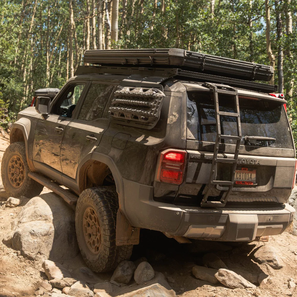 Overland Kickout Rock Sliders Land Cruiser (2024+) - Image 2