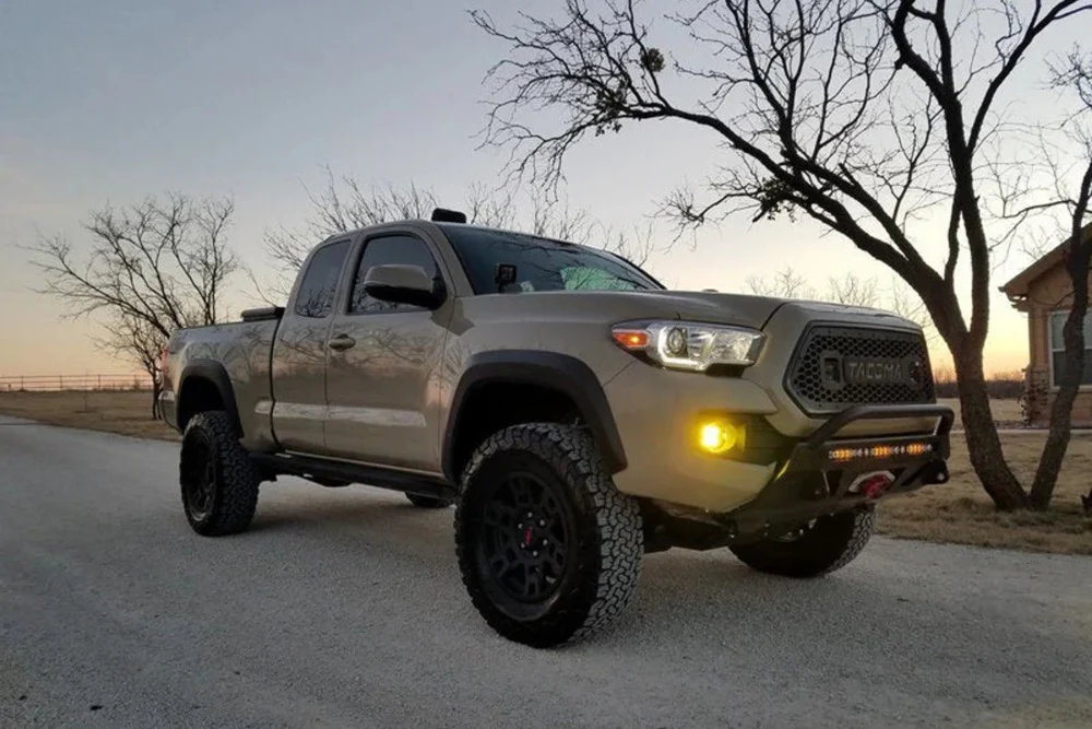 Front Lo-Pro Winch Bumper Tacoma (2016-2023) - Image 5
