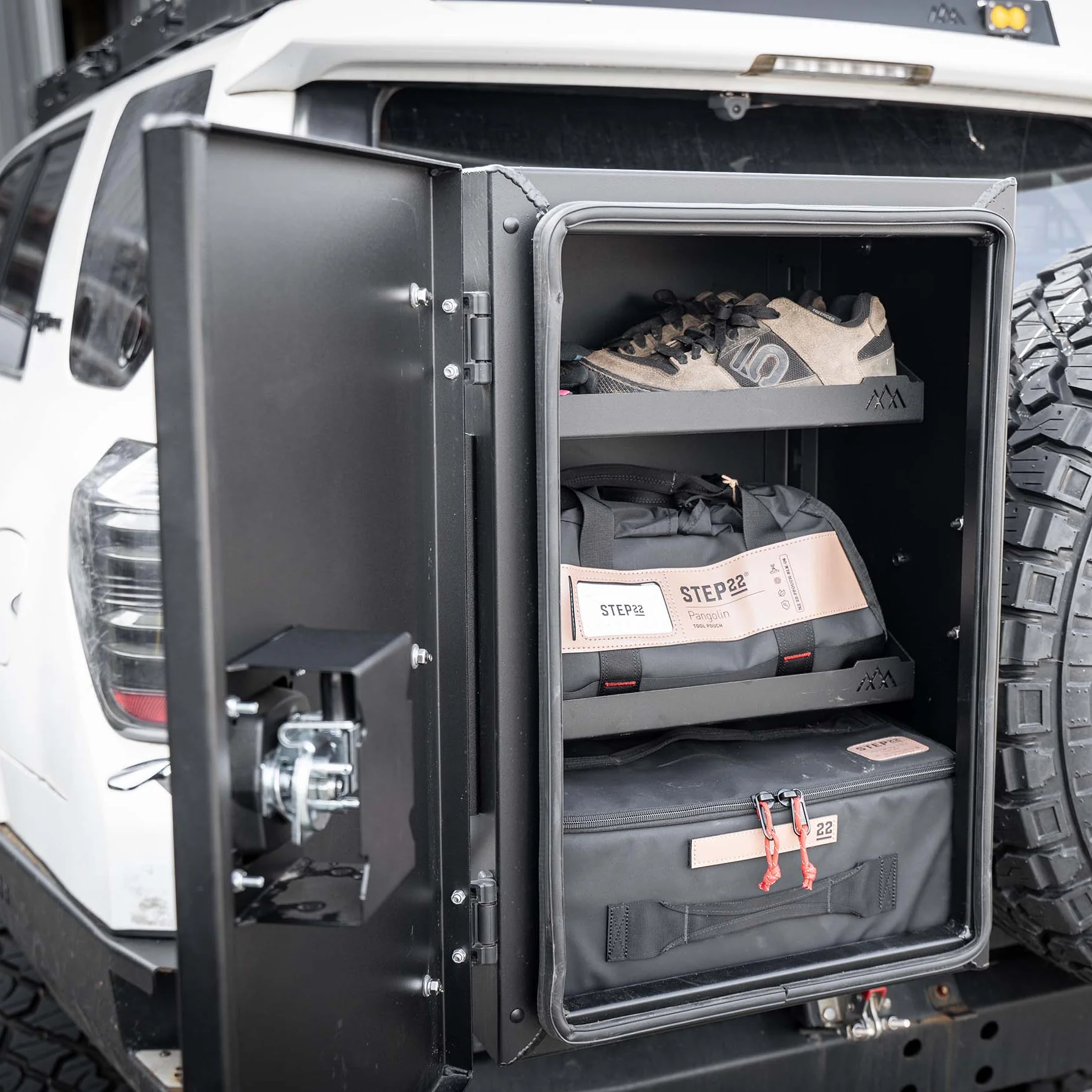 Universal Adventure Storage Box (19x28x15) - Image 12