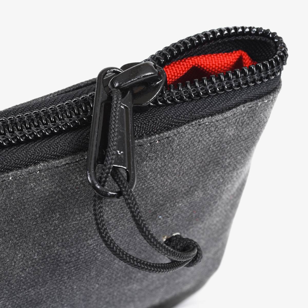 XVenture Gear Zipped Pouch - Image 4